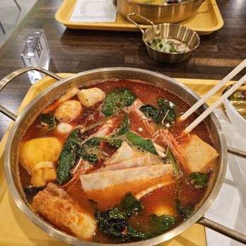 Mala Town - Sweet amd sour tomato soup - Hot Pot Near Me - Las Vegas, Nevada Mala Town - Sweet amd sour tomato soup - Hot Pot Near Me - Las Vegas, Nevada