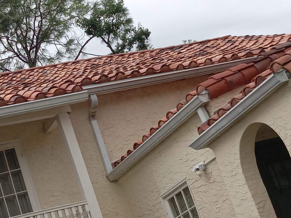 Slide of Crescent City Roofing