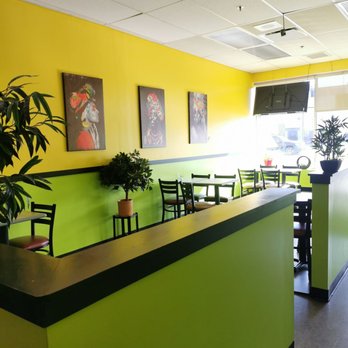 Caribbean Curry House - a bright yellow and green restaurant - Caribbean Near Me - Montreal, Quebec Caribbean Curry House - a bright yellow and green restaurant - Caribbean Near Me - Montreal, Quebec