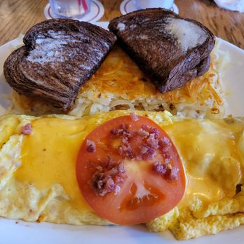 Pig 'N Pancake - Omelet - Breakfast & Brunch Near Me - Seaside, Oregon