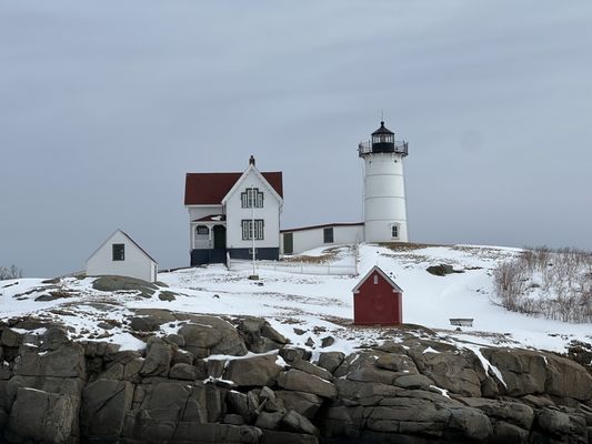 Cape Neddick Lighthouse "Nubble Lighthouse" by null