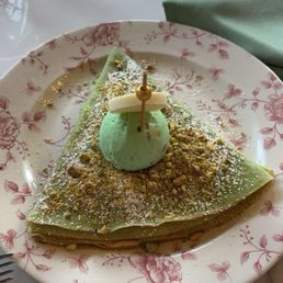 Pistachio Crepe