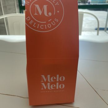 MeloMelo Coconut Dessert - Cute gift box - Desserts Near Me - San Gabriel, California