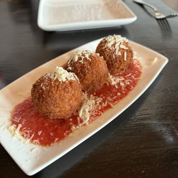 Alpino Vino - Arancini - Italian Near Me - Telluride, Colorado Alpino Vino - Arancini - Italian Near Me - Telluride, Colorado