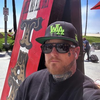 Buzzbomb - BEWARE - SCAMMER ARTIST - Tattoo Near Me - Venice, California Buzzbomb - BEWARE - SCAMMER ARTIST - Tattoo Near Me - Venice, California