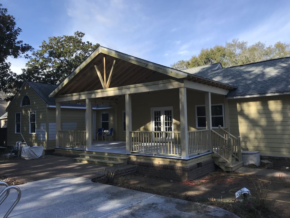 Slide of Custom Homes And Renovations