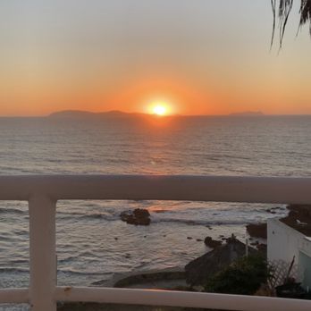 Eureka Medical Guesthouse - Beautiful sunset - Guest Houses Near Me - Tijuana, BCN