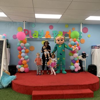 Play and Parties - Party Characters Near Me - Orange, California Play and Parties - Party Characters Near Me - Orange, California