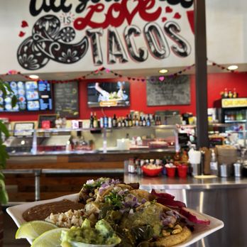 Que Onda Tacobar - Tacos Near Me - Vacaville, California Que Onda Tacobar - Tacos Near Me - Vacaville, California
