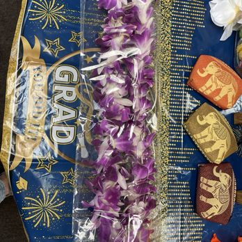 Leis Premium - Florists Near Me - Gardena, California Leis Premium - Florists Near Me - Gardena, California