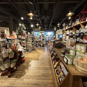 Cracker Barrel Old Country Store - Southern Near Me - Northglenn, Colorado Cracker Barrel Old Country Store - Southern Near Me - Northglenn, Colorado