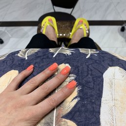 Square SNS with tip Regular pedicure Square SNS with tip Regular pedicure
