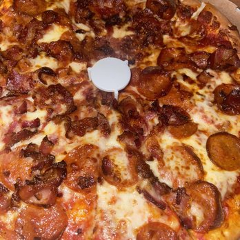 Big E Pizza - Pepperoni & Bacon - Pizza Near Me - Signal Hill, California