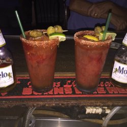Cliff's Hideaway - Micheladas
