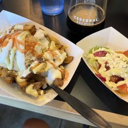 El Turkito - Loaded fries + veggie taco