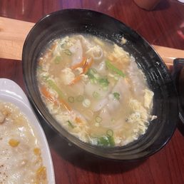 Dumpling Soup with Rice Cake
