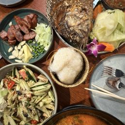 Kao Pun Nam Chicken, Fried Pork Belly, E-SAM Sausage, Tum Mak Teng, Fried Fish Kao Pun Nam Chicken, Fried Pork Belly, E-SAM Sausage, Tum Mak Teng, Fried Fish