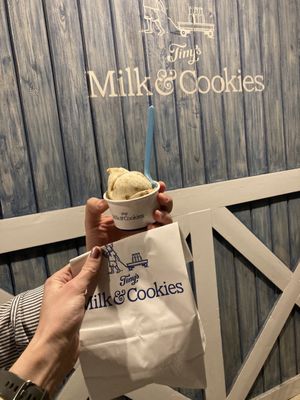 Milk & Cookies by null