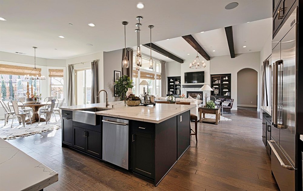 Slide of Eagle Fire & Water Restoration