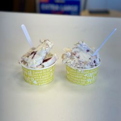 Two piccolo (1 scoop) gelatos