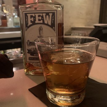 Lockwood Restaurant & Bar - Local rye. Few. - New American Near Me - Chicago, Illinois