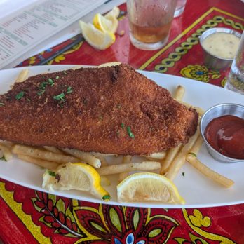 The Dead Fish - Fish - Seafood Near Me - Crockett, California