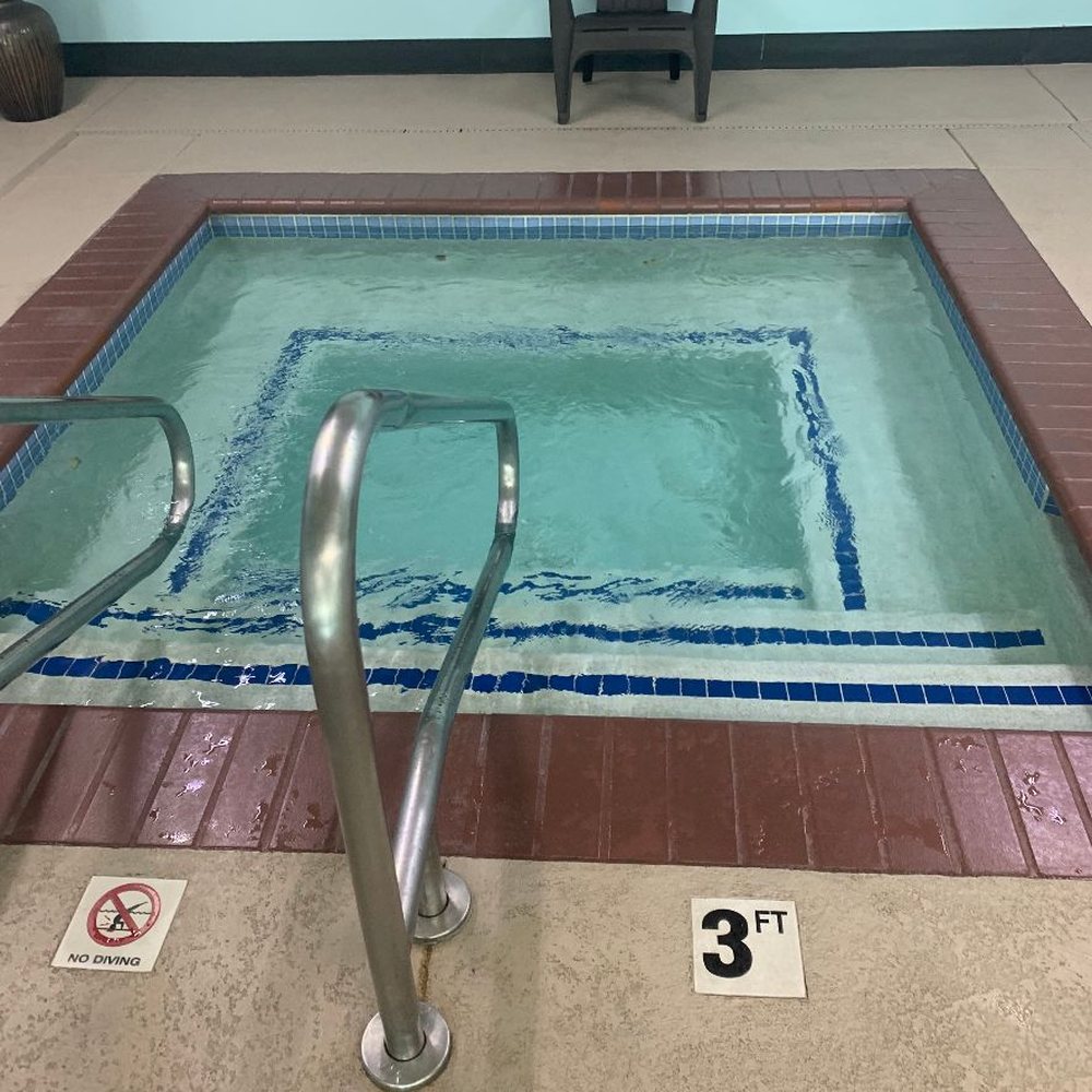 Evergreen Inn & Suites - Hot tub - Hotels Near Me - Monroe, Washington Evergreen Inn & Suites - Hot tub - Hotels Near Me - Monroe, Washington
