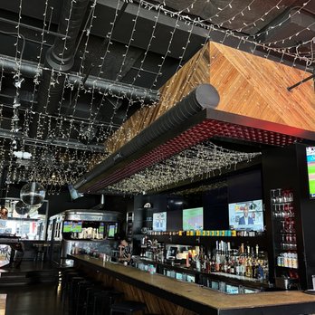 Happy Camper - Bar area - Pizza Near Me - Chicago, Illinois Happy Camper - Bar area - Pizza Near Me - Chicago, Illinois
