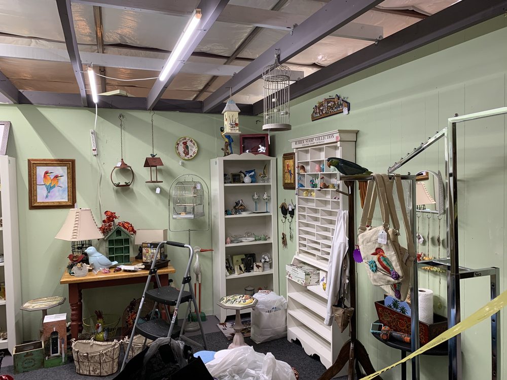 LIVINGSTON ANTIQUE OUTLET 22 Photos & 34 Reviews Antiques 1825 N Burkhart Rd, Howell, MI