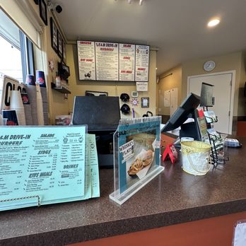 K & M Drive-In - Fast Food Near Me - Camas, Washington K & M Drive-In - Fast Food Near Me - Camas, Washington