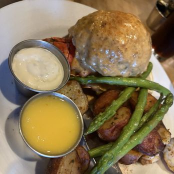 Fratelli's Italian & Seafood - Seafood Near Me - Middletown, Maryland