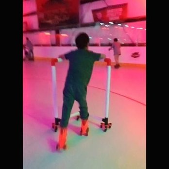 Kapolei Inline Hockey Arenas - My son skating feat the walker lol - Skating Rinks Near Me - Kapolei, Hawaii