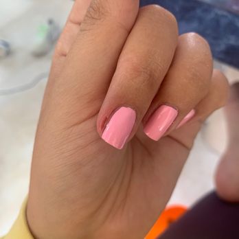 Tiffany's Nails - A chunk of my skin was taken out while doing my cuticles. - Nail Salons Near Me - Margate City, New Jersey