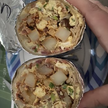 Los Arcos - Bacon Breakfast Burrito - Mexican Near Me - Santa Rosa, California Los Arcos - Bacon Breakfast Burrito - Mexican Near Me - Santa Rosa, California