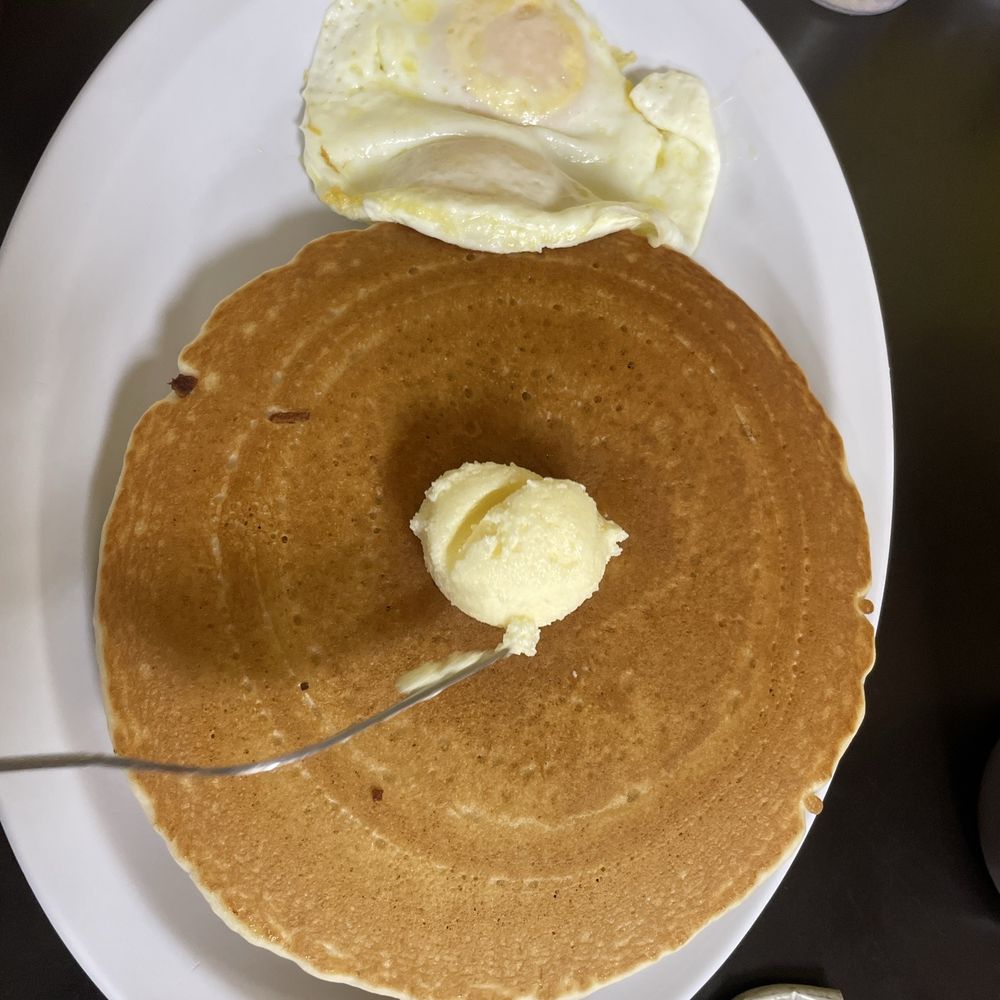 Mom's Diner - Huge pancakes! - Diners Near Me - Pahrump, Nevada Mom's Diner - Huge pancakes! - Diners Near Me - Pahrump, Nevada