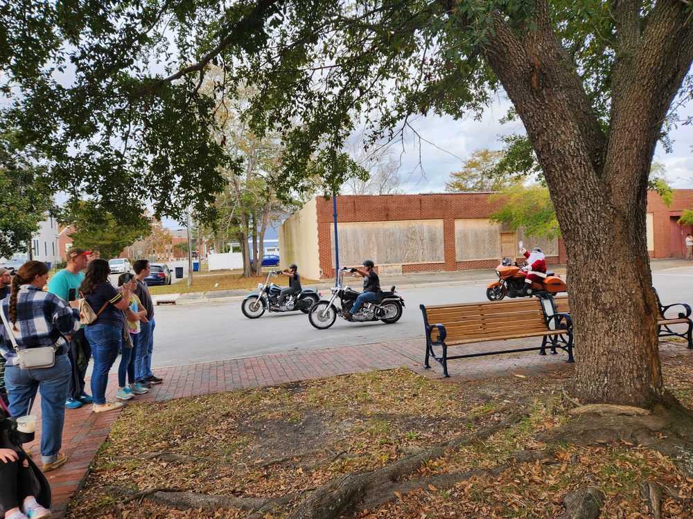 Riverwalk Park Image