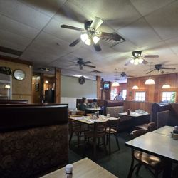 Franklin Town Line Diner Family Restaurant - Interior, from the back corner towards the register