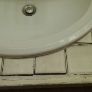 Aston Paki Maui - Bathroom sink - Resorts Near Me - Lahaina, Hawaii Aston Paki Maui - Bathroom sink - Resorts Near Me - Lahaina, Hawaii