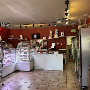 Cakery Bakery - The beautiful store - Bakeries Near Me - La Cañada Flintridge, California Cakery Bakery - The beautiful store - Bakeries Near Me - La Cañada Flintridge, California