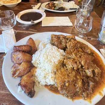 Cuban Pete's - Cuban Near Me - Montclair, New Jersey