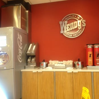 Wendy's - Wendy's with self service drinks!? - Fast Food Near Me - Miami, Florida