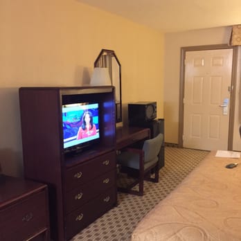 Madisonville Inn - Hotels Near Me - Madisonville, Texas