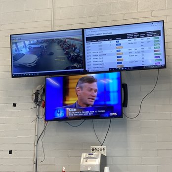 Town Fair Tire - Live feed of garage bays as well as expected wait times and status - Tires Near Me - North Haven, Connecticut Town Fair Tire - Live feed of garage bays as well as expected wait times and status - Tires Near Me - North Haven, Connecticut