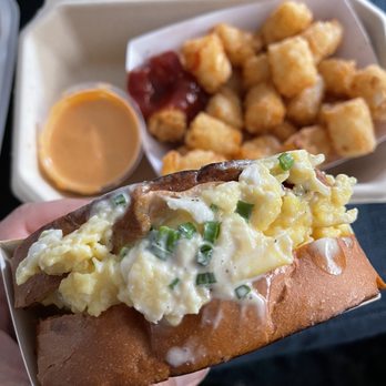 Egg Tuck - There's no reason this egg sandwich should be so good!! The tater tots, burrito, and kale Caesar are also delish! - Breakfast & Brunch Near Me - West Hollywood, California