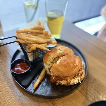 Good Intentions - Nashville Chicken - Comfort Food Near Me - Beaumont, California Good Intentions - Nashville Chicken - Comfort Food Near Me - Beaumont, California