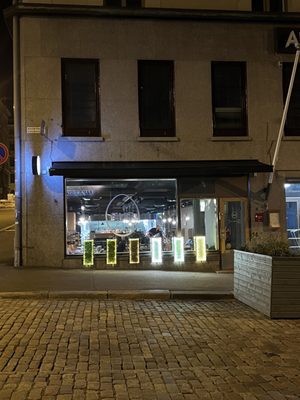 Ravintola Emo by null