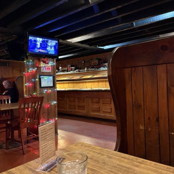 Courthouse Exchange Restaurant - American Near Me - Independence, Missouri