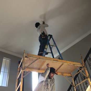 Next Level Lighting & Electric - Arturo doing work - Electricians Near Me Next Level Lighting & Electric - Arturo doing work - Electricians Near Me