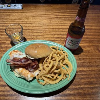 Marlintini's Grill - American Near Me - Blue Hill, Maine