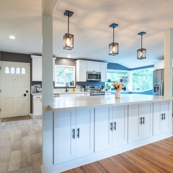 DreamMaker Bath & Kitchen - Cabinetry Near Me - Beaverton, Oregon